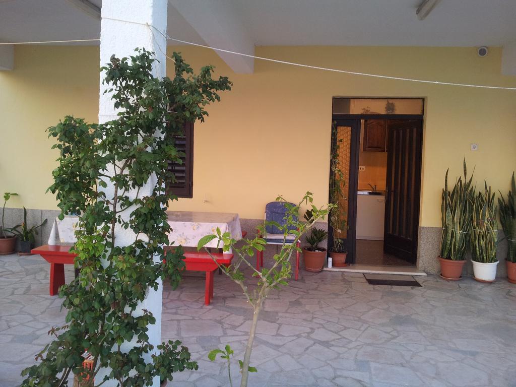 Apartments Kk Celina Exterior foto