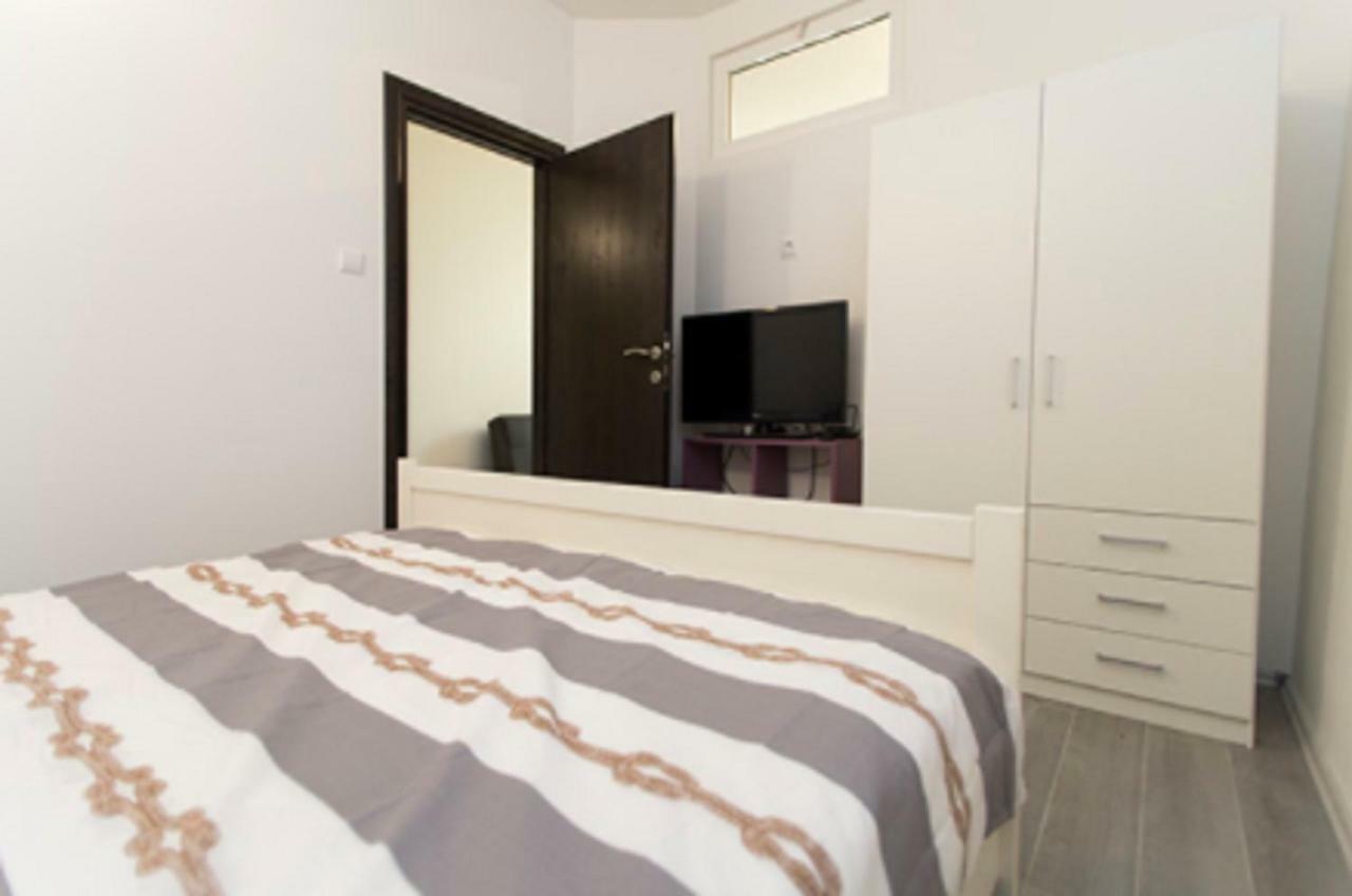 Apartments Kk Celina Exterior foto